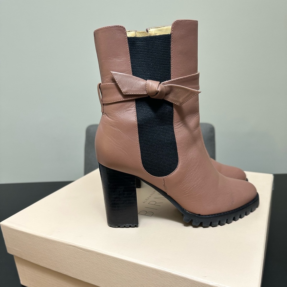 Beautiful Pink boots